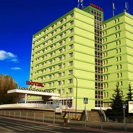 Hotel Accademia Ostrowiec Świętokrzyski Esterno foto